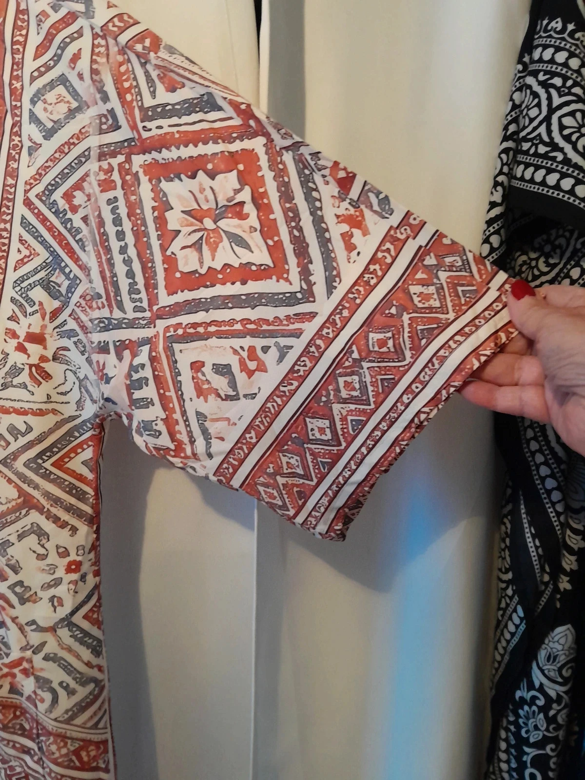 Vestido Largo Fluido Estilo Kaftán con Estampado Étnico Talla: 5XL – photo 6